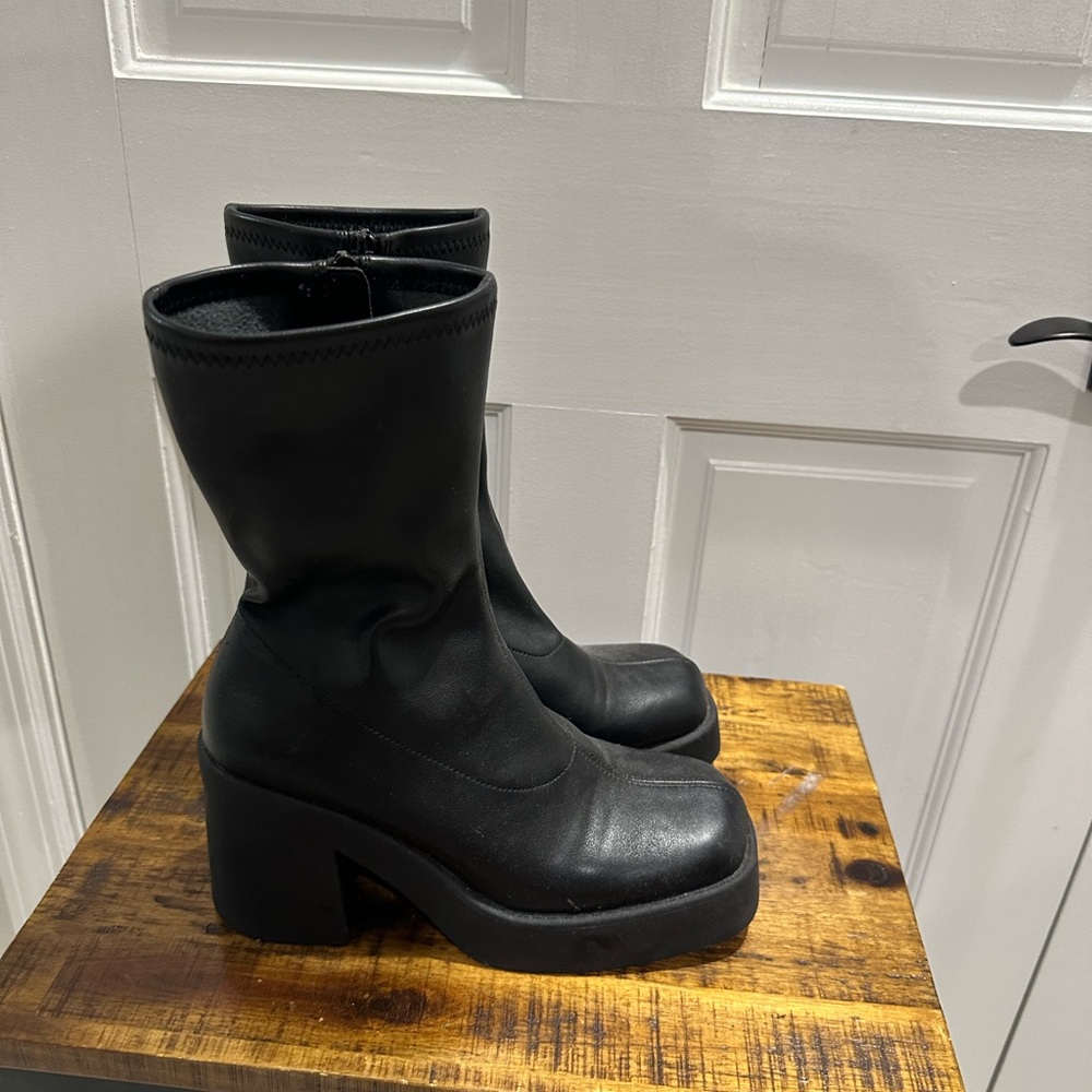 Steve Madden Black Heeled Boots